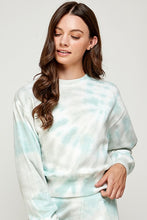 Load image into Gallery viewer, Fleece Tie Dye Sweatshirt in Mint
